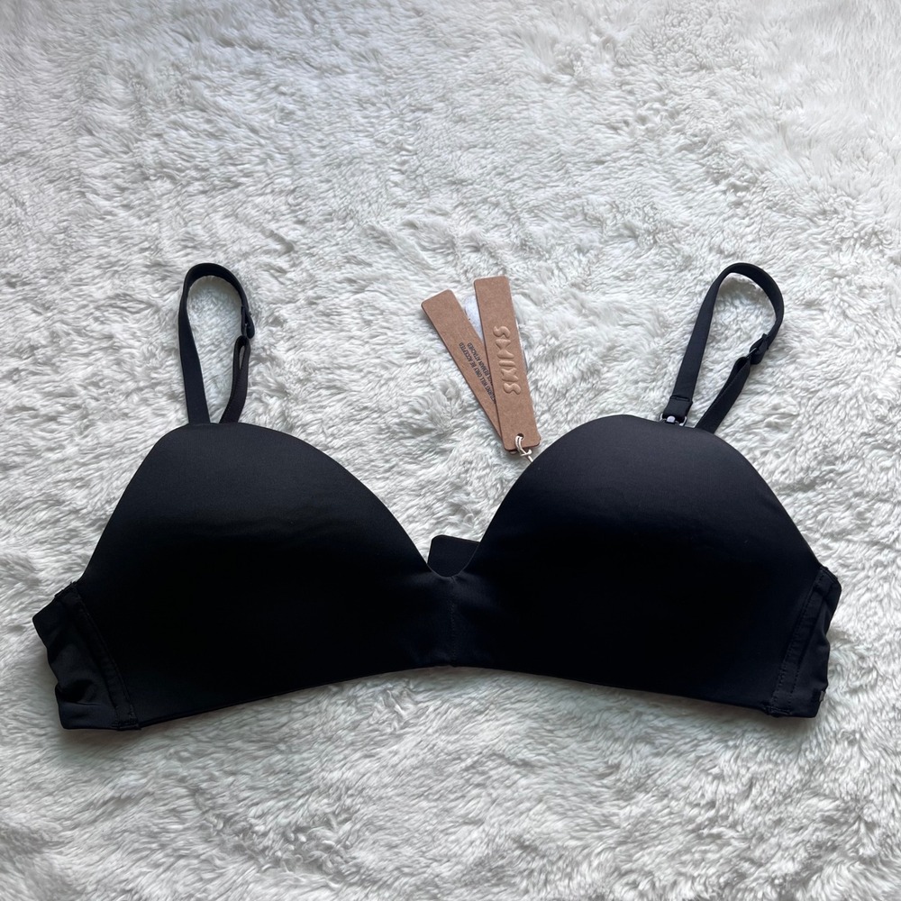 SKIMS Wireless Form Maternity T-Shirt Demi Nursing Bra Onyx Black Size 34A NWT - Picture 3 of 10